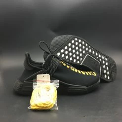 Hypeyourbeast Adidas NMD Pharrell X OVO Drake