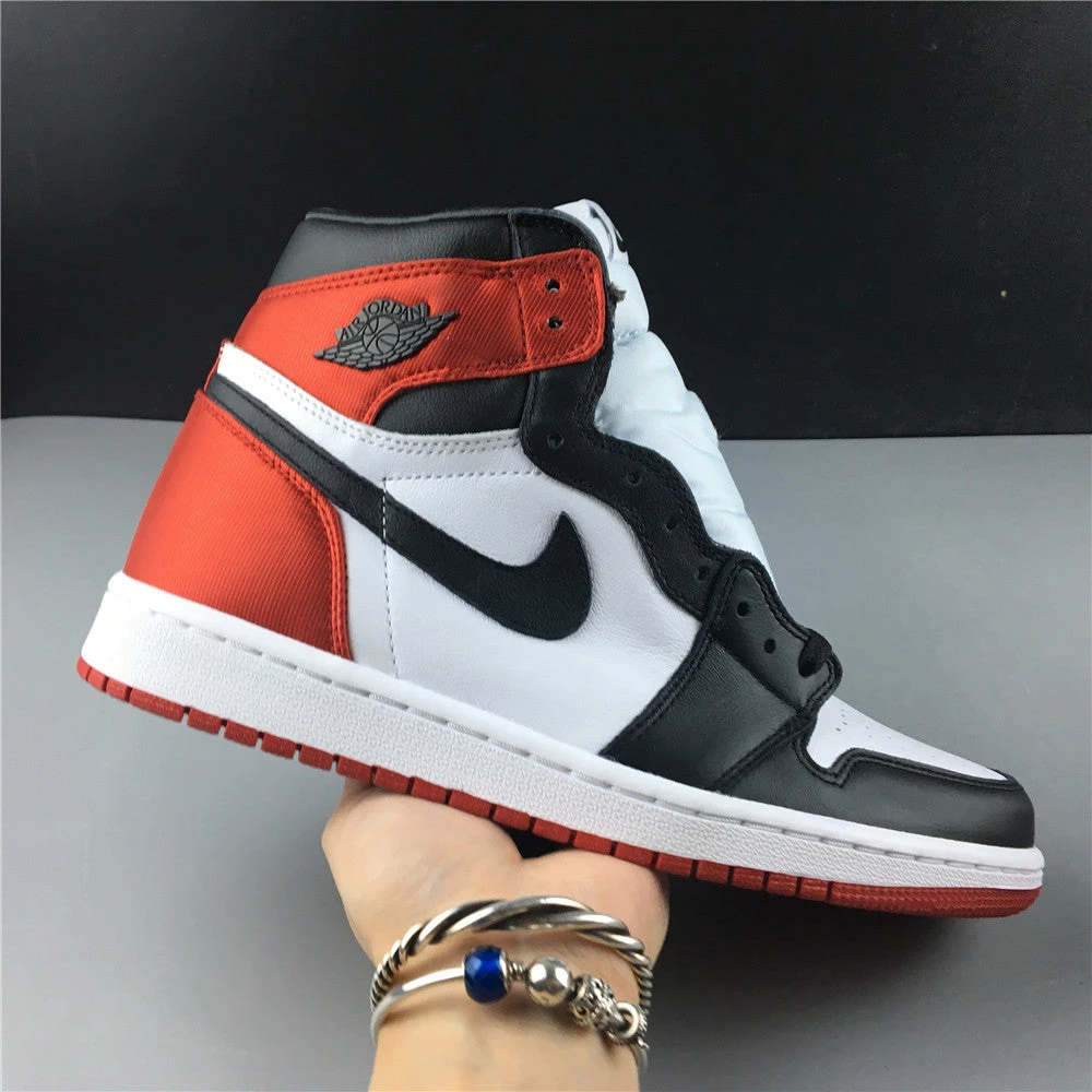 Hypeyourbeast Air Jordan 1 Retro High WMNS 'Satin Black Toe' 5 Hypeyourbeast Air Jordan 1 Retro High WMNS 'Satin Black Toe'
