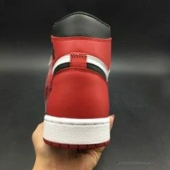 HypeYourBeast Air Jordan 1 Retro High OG 'Chicago' 23 HypeYourBeast Air Jordan 1 Retro High OG 'Chicago'