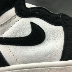 Hypeyourbeast Jordan 1 High OG