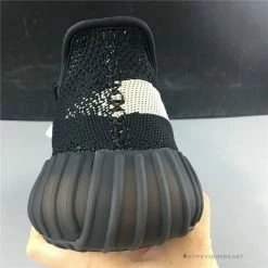 Hypeyourbeast Adidas Yeezy Boost 350 V2 'Oreo Black / White' 30 Hypeyourbeast Adidas Yeezy Boost 350 V2 'Oreo Black / White'