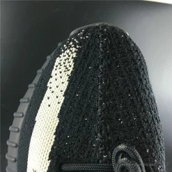 Hypeyourbeast Adidas Yeezy Boost 350 V2 'Oreo Black / White' 25 Hypeyourbeast Adidas Yeezy Boost 350 V2 'Oreo Black / White'