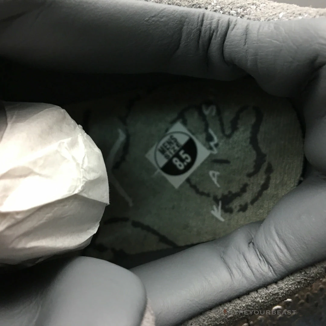 Hypeyourbeast Jordan 4 X KAWS Gray 8 Hypeyourbeast Jordan 4 X KAWS Gray