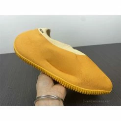 HypeYourBeast Yeezy Knit Runner