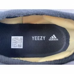 Hypeyourbeast Yeezy Knit Runner 'Sulfer'