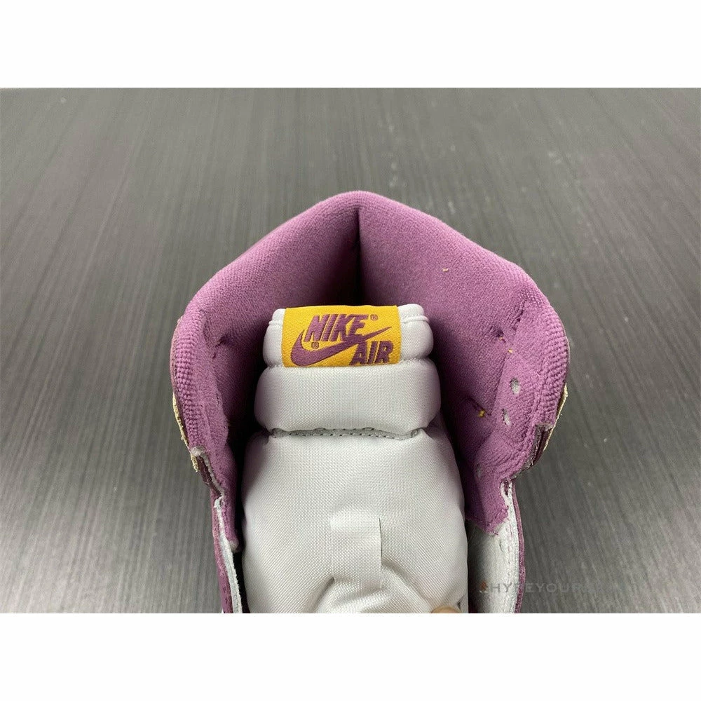 Hypeyourbeast Air Jordan 1 High OG 'Brotherhood' 14 Hypeyourbeast Air Jordan 1 High OG 'Brotherhood'