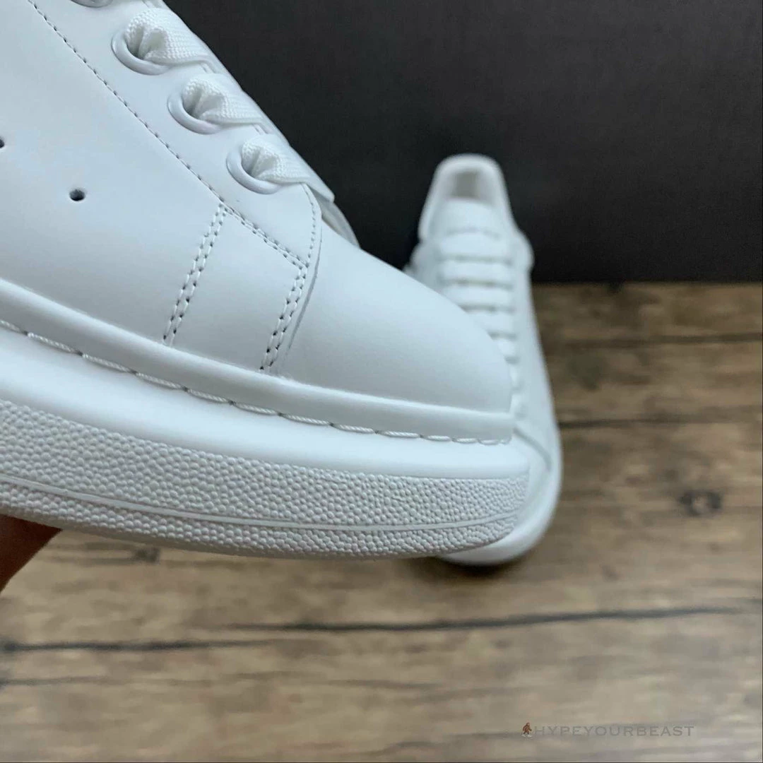 HypeYourBeast Alexander McQueen White / Grey A. Mcqueen 7 HypeYourBeast Alexander McQueen White / Grey A. Mcqueen