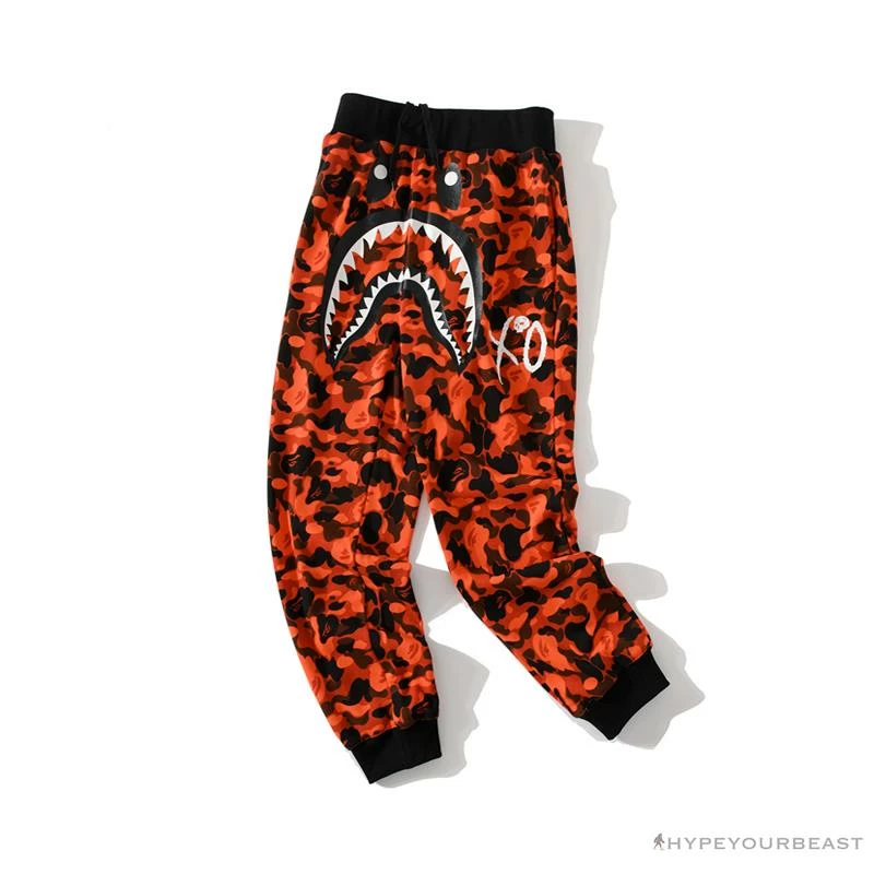 Hypeyourbeast BAPE X XO Co-Branded Camouflage Pants 'RED' Clothes 2 Hypeyourbeast BAPE X XO Co-Branded Camouflage Pants 'RED' Clothes