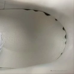 HypeYourBeast Alexander McQueen White / Green A. Mcqueen 27 HypeYourBeast Alexander McQueen White / Green A. Mcqueen