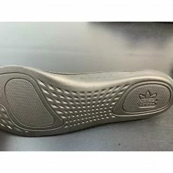 Hypeyourbeast Adidas Yeezy Boost 350 V2 'Dazzling Blue' 25 Hypeyourbeast Adidas Yeezy Boost 350 V2 'Dazzling Blue'