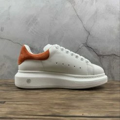 HypeYourBeast A. Mcqueen Alexander McQueen White / Orange 28 HypeYourBeast A. Mcqueen Alexander McQueen White / Orange