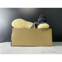 Hypeyourbeast Adidas Yeezy Boost 350 V2 'Carbon' 21 Hypeyourbeast Adidas Yeezy Boost 350 V2 'Carbon'
