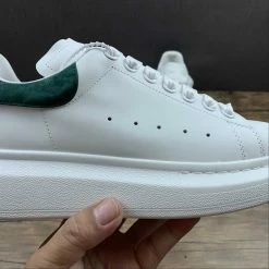 HypeYourBeast Alexander McQueen White / Green A. Mcqueen 21 HypeYourBeast Alexander McQueen White / Green A. Mcqueen