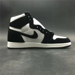 Hypeyourbeast Jordan 1 High OG