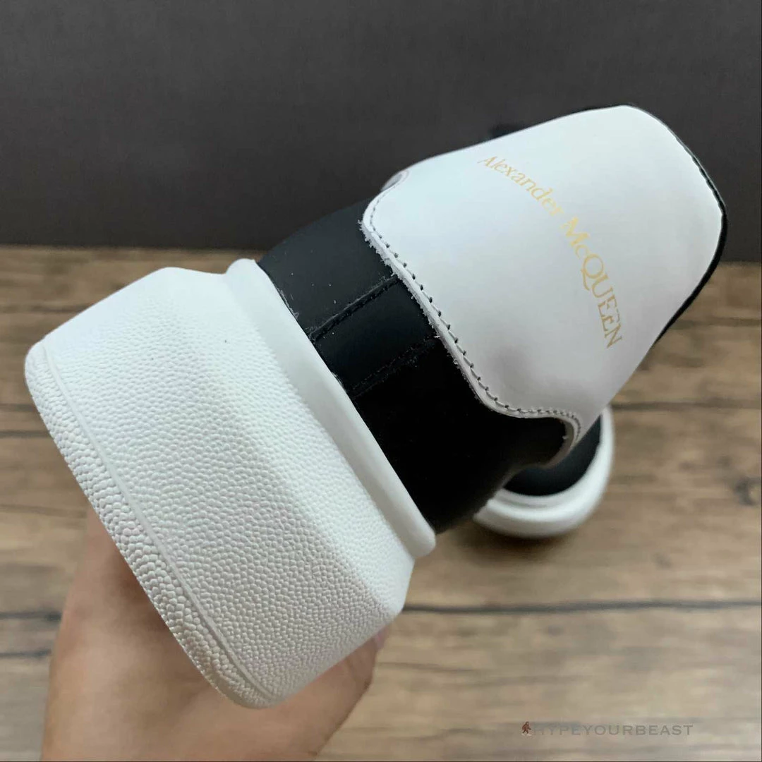HypeYourBeast Alexander McQueen Black / Black / White A. Mcqueen 7 HypeYourBeast Alexander McQueen Black / Black / White A. Mcqueen