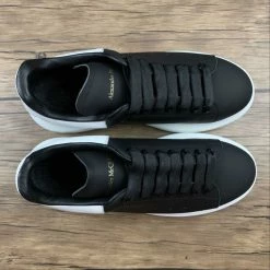 HypeYourBeast Alexander McQueen Black / Black / White A. Mcqueen 19 HypeYourBeast Alexander McQueen Black / Black / White A. Mcqueen