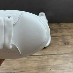 HypeYourBeast Alexander McQueen White / Green A. Mcqueen 23 HypeYourBeast Alexander McQueen White / Green A. Mcqueen