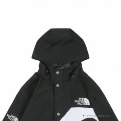 HypeYourBeast Hoodies & Jackets Supreme X TNF Logo Mountain Jacket 6 HypeYourBeast Hoodies & Jackets Supreme X TNF Logo Mountain Jacket