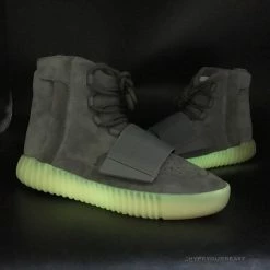 Hypeyourbeast Yeezy Boost 750 Light Grey