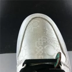 Hypeyourbeast Air Jordan 1 Mid X CLOT White 23 Hypeyourbeast Air Jordan 1 Mid X CLOT White