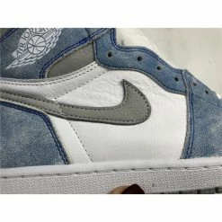 Hypeyourbeast Air Jordan 1 High 'Hyper Royal'