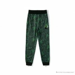 Hypeyourbeast Clothes BAPE X RAZER Co-Branded Gaming Camouflage Green Pants