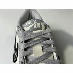 Hypeyourbeast Dior X Air Jordan 1 Low 23 Hypeyourbeast Dior X Air Jordan 1 Low