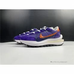 HypeYourBeast Nike Vaporwaffle Sacai Dark Iris