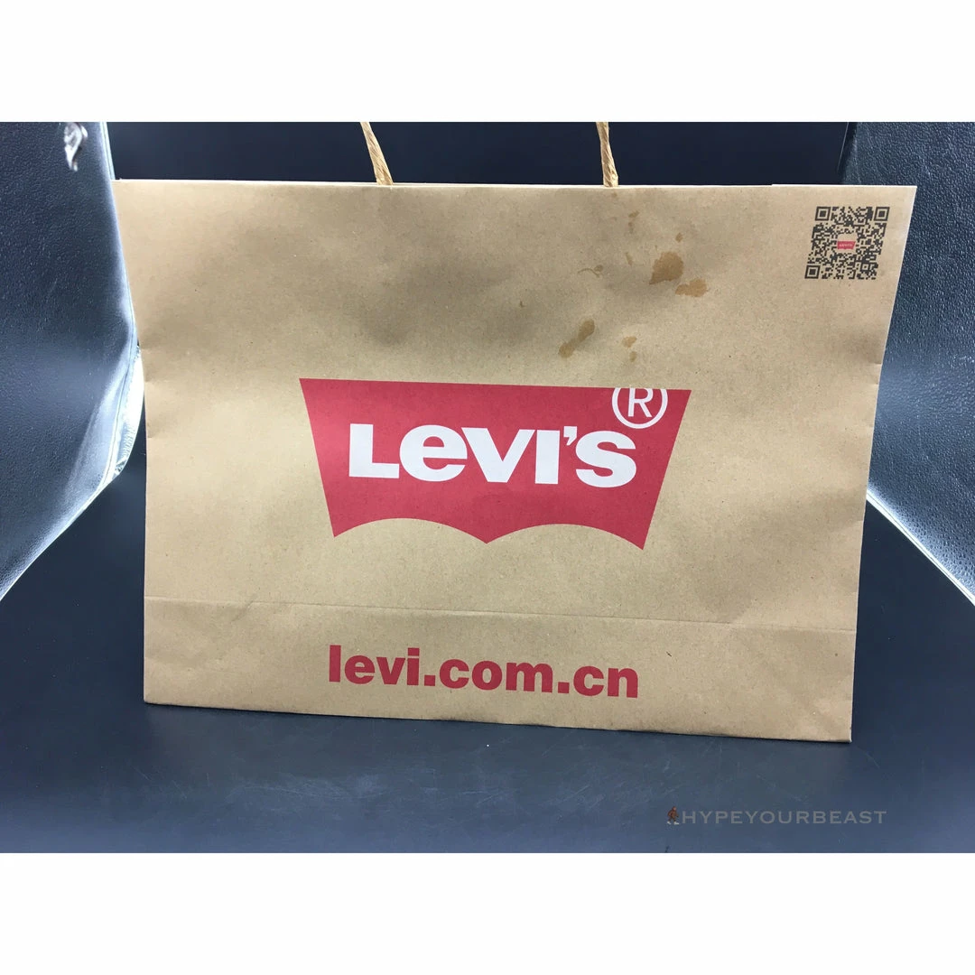 Hypeyourbeast Jordan 4 Retro NRG "Levi's" 16 Hypeyourbeast Jordan 4 Retro NRG "Levi's"