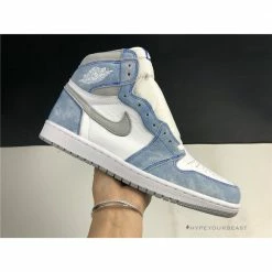 Hypeyourbeast Air Jordan 1 High 'Hyper Royal'