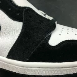 Hypeyourbeast Jordan 1 High OG