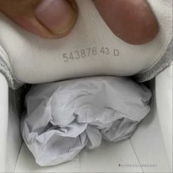 HypeYourBeast Alexander McQueen White / Grey A. Mcqueen 25 HypeYourBeast Alexander McQueen White / Grey A. Mcqueen