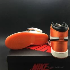 Hypeyourbeast Air Jordan 1 Retro High OG 'Shattered Backboard'
