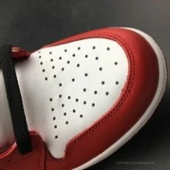 HypeYourBeast Air Jordan 1 Retro High OG 'Chicago' 30 HypeYourBeast Air Jordan 1 Retro High OG 'Chicago'