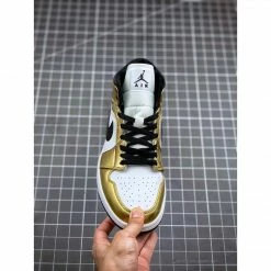 Hypeyourbeast Air Jordan 1 Mid 'Metallic Gold' 11 Hypeyourbeast Air Jordan 1 Mid 'Metallic Gold'