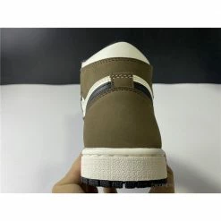 Hypeyourbeast Air Jordan 1 High OG 'Dark Mocha'