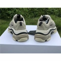 Hypeyourbeast BCG Triple S Vanille Balenciaga