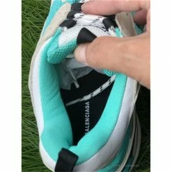Hypeyourbeast BCG Triple S White Green Balenciaga Triple S 15 Hypeyourbeast BCG Triple S White Green Balenciaga Triple S
