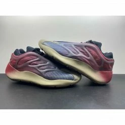 Hypeyourbeast Adidas Yeezy 700 V3 'Fade Carbon'