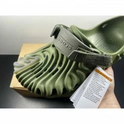 Hypeyourbeast Slides Crocs Pollex Clog By Salehe Bembury Menemsha Cucumber