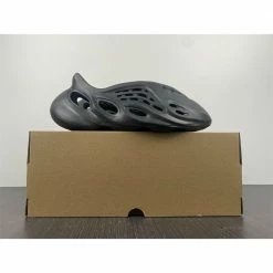 Hypeyourbeast Yeezy Foam Runner Black