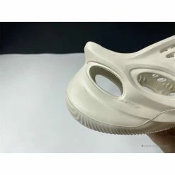 Hypeyourbeast Yeezy Foam Runner Sand 24 Hypeyourbeast Yeezy Foam Runner Sand