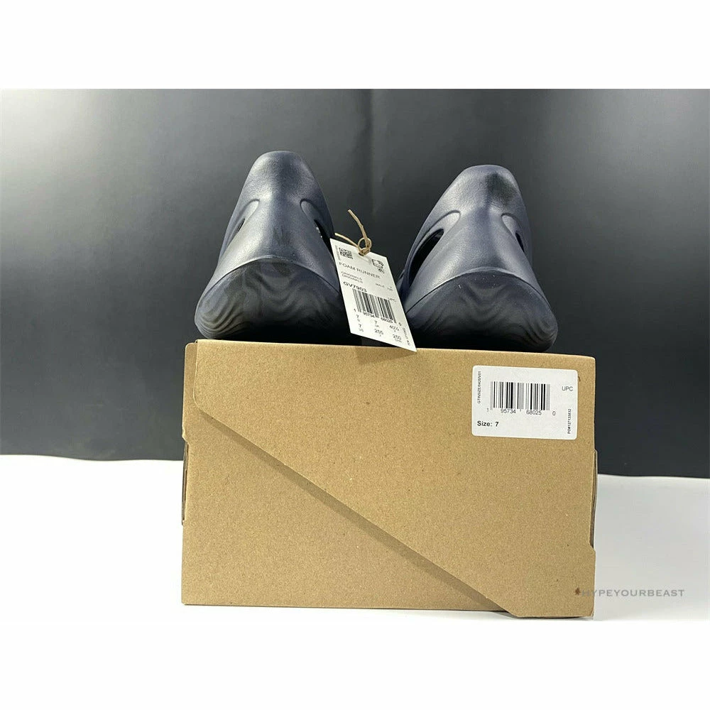 Hypeyourbeast Adidas Yeezy Foam Runner 'Mineral Blue' 11 Hypeyourbeast Adidas Yeezy Foam Runner 'Mineral Blue'