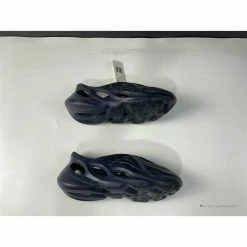 Hypeyourbeast Adidas Yeezy Foam Runner 'Mineral Blue' 25 Hypeyourbeast Adidas Yeezy Foam Runner 'Mineral Blue'