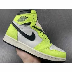 Hypeyourbeast Air Jordan 1 Retro High OG 'Visionnaire'