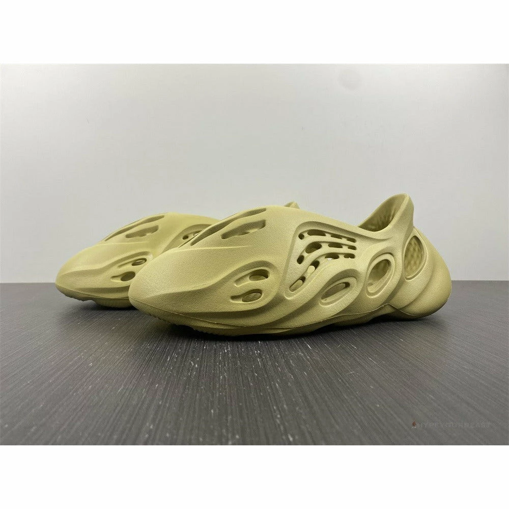 Hypeyourbeast Yeezy Foam Runner 'Yellow' 5 Hypeyourbeast Yeezy Foam Runner 'Yellow'