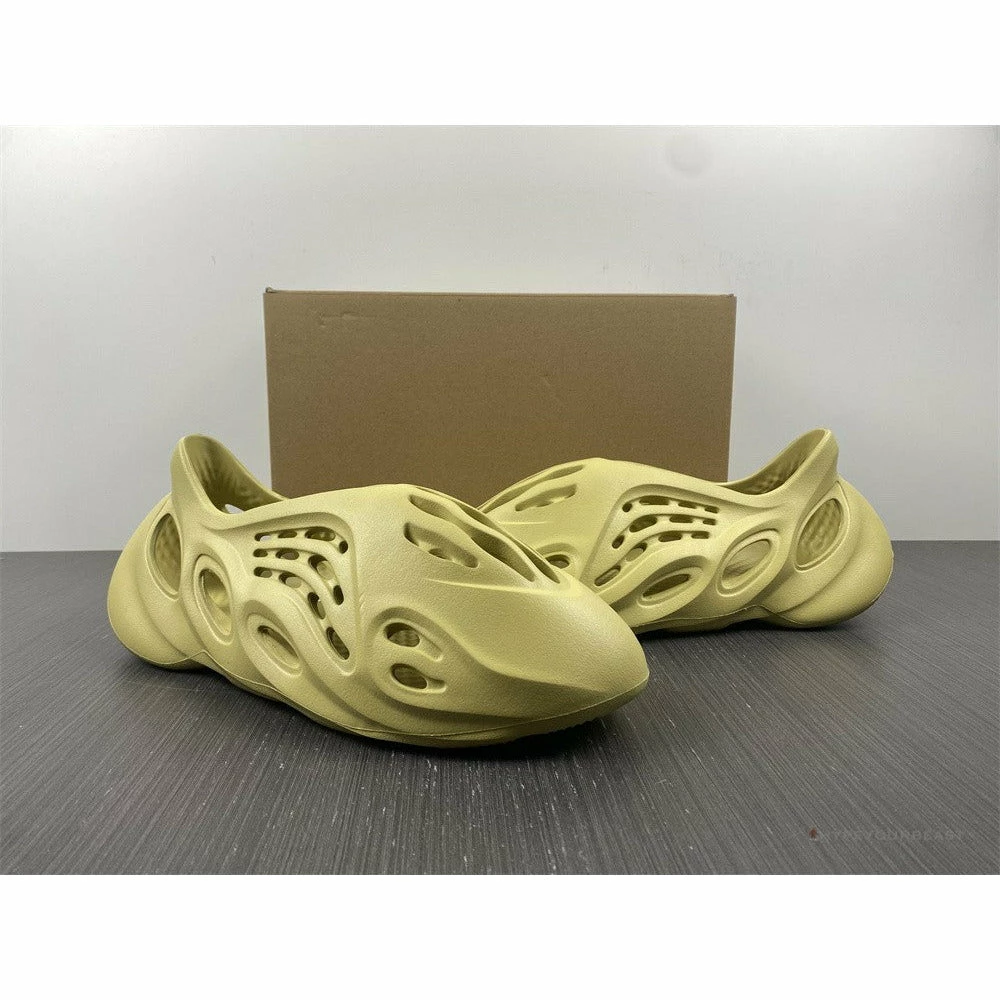 Hypeyourbeast Yeezy Foam Runner 'Yellow' 3 Hypeyourbeast Yeezy Foam Runner 'Yellow'