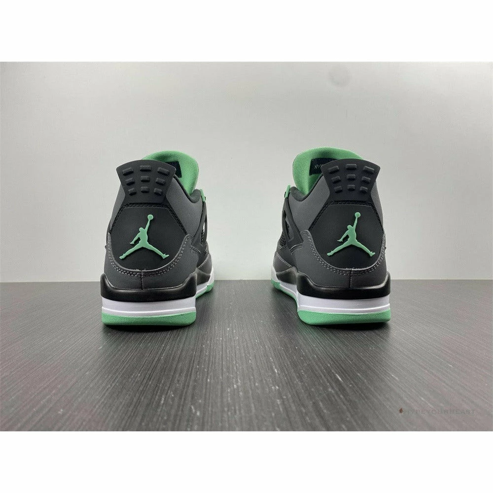Hypeyourbeast Air Jordan 4 Retro 'Green Glow' 7 Hypeyourbeast Air Jordan 4 Retro 'Green Glow'