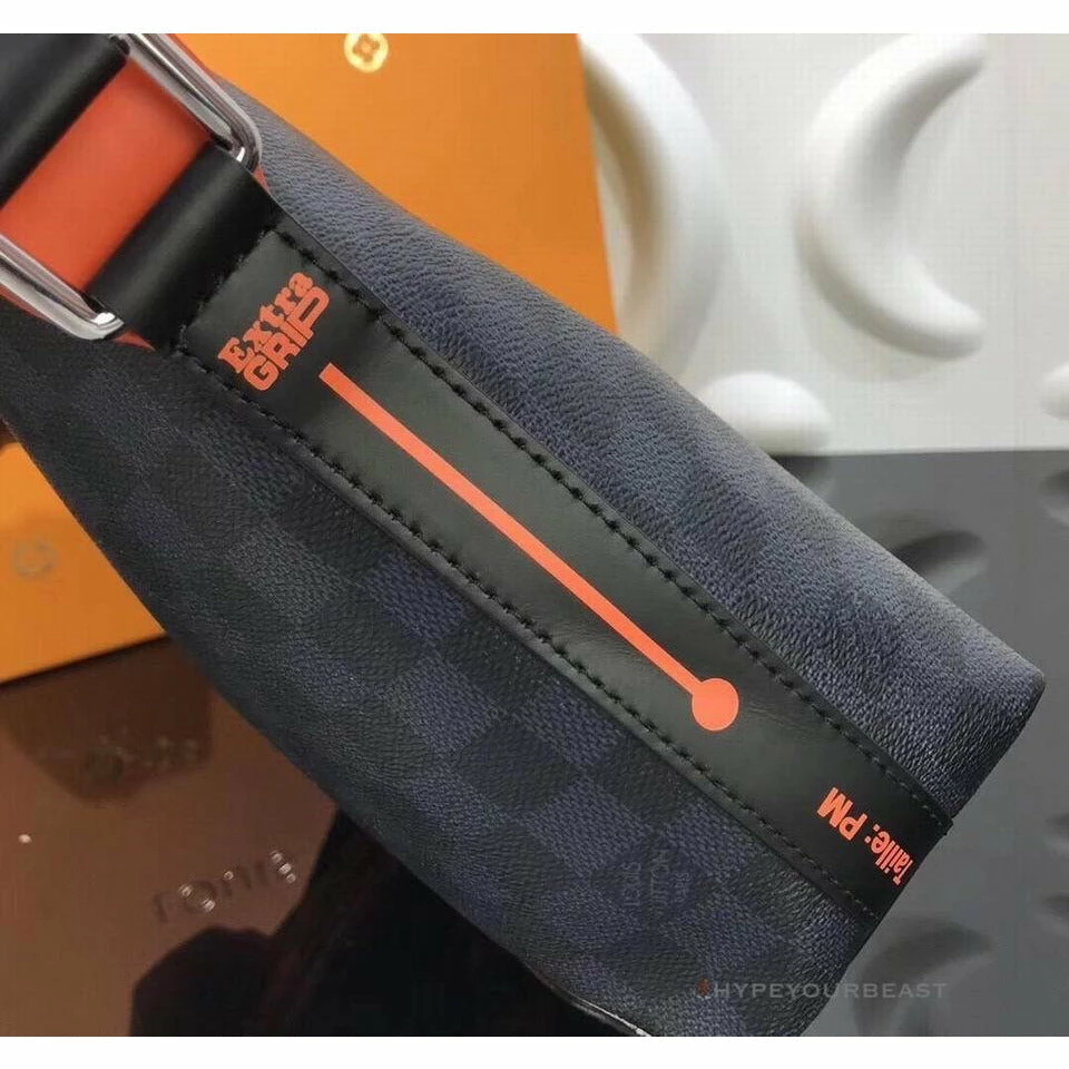 Hypeyourbeast DAMIER COBALT RACE DISCOVERY MESSENGER PM 8 Hypeyourbeast DAMIER COBALT RACE DISCOVERY MESSENGER PM