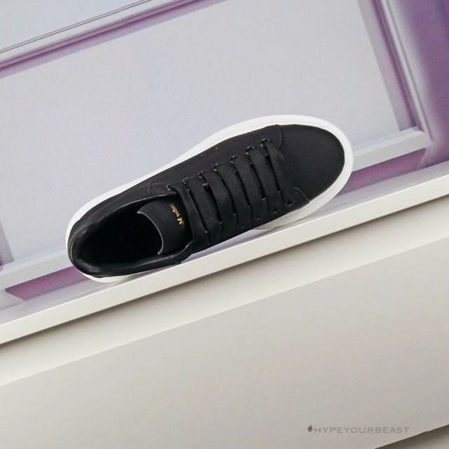 Hypeyourbeast Alexander McQueen Black / White Sole Lace Up Sneaker 6 Hypeyourbeast Alexander McQueen Black / White Sole Lace Up Sneaker